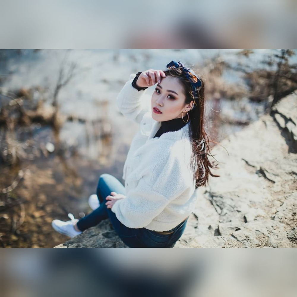 Meet your Posher, Ntxawm